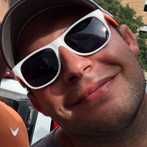 Meet your Posher, Nick